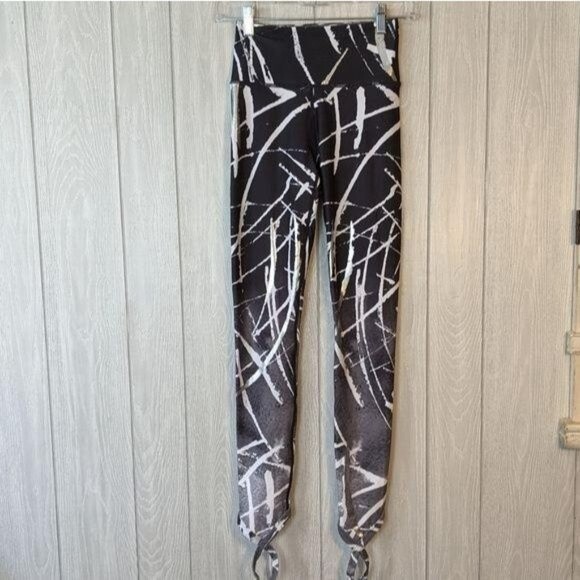 Fabletics art deco high waisted leggings sz XXS - Picture 1 of 14